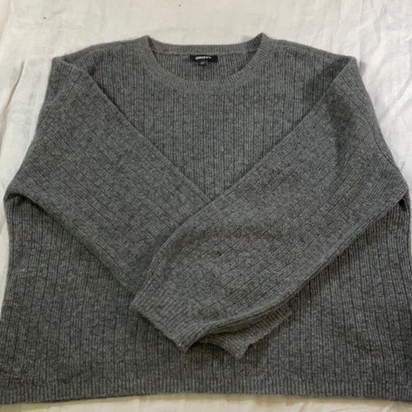 Dkny Sweaters - Dkny gray sweater, size XXL